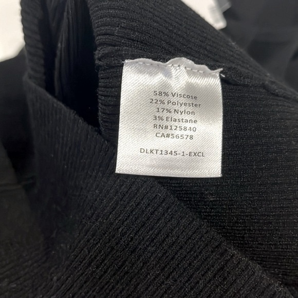 Intermix Elsie Black Cropped Rib Knit Tank - Picture 7 of 7